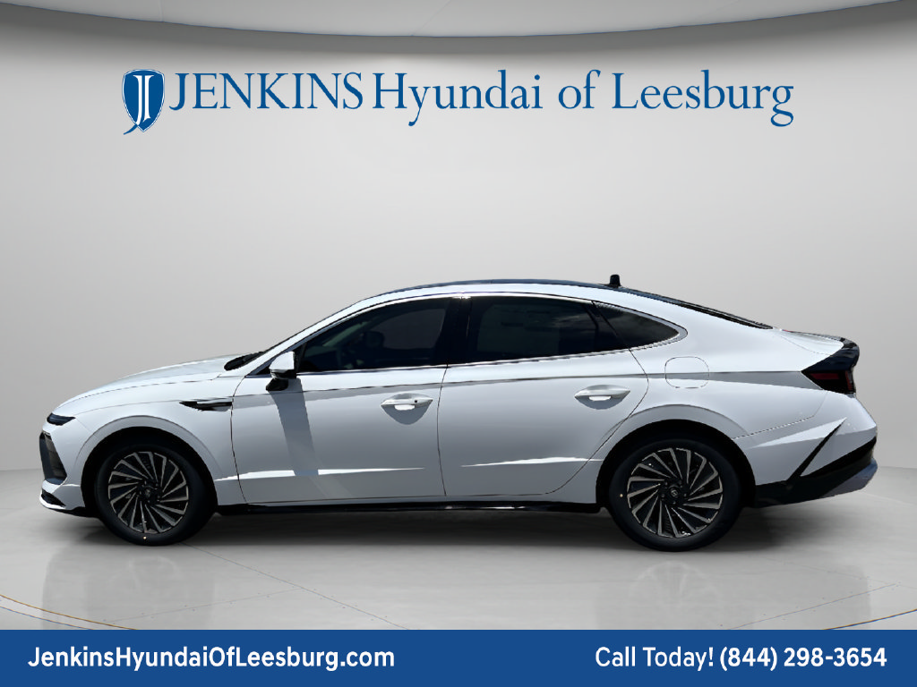 New 2026 Hyundai Sonata Blue FWD image 9