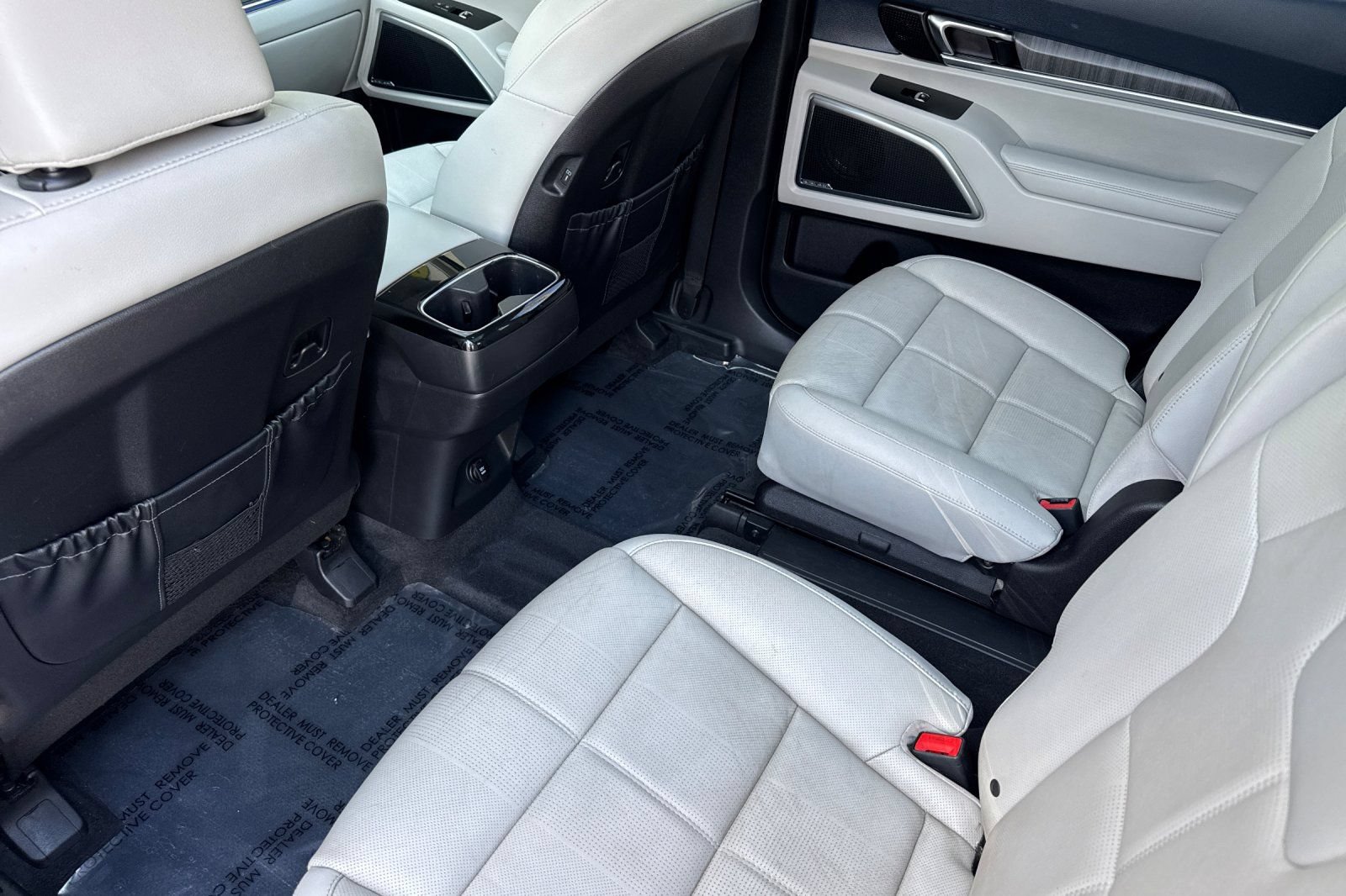 Used 2023 Kia Telluride SX FWD image 12