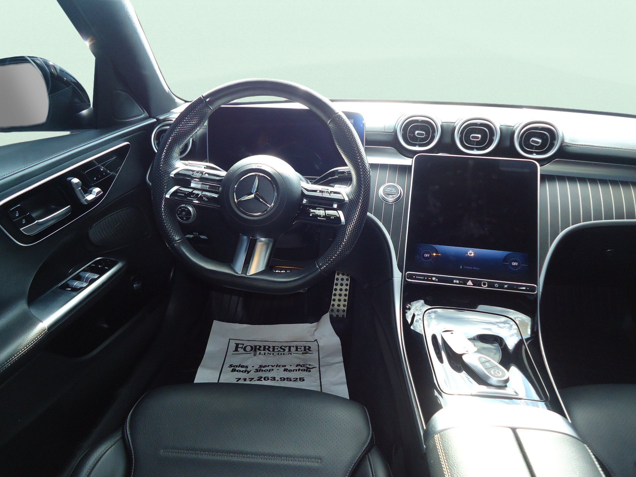 Used 2023 Mercedes-Benz C 300 4MATIC Sedan image 11