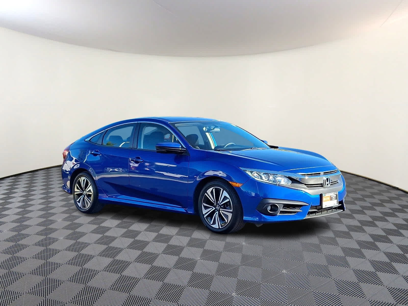 Used 2018 Honda Civic EX-T image 4