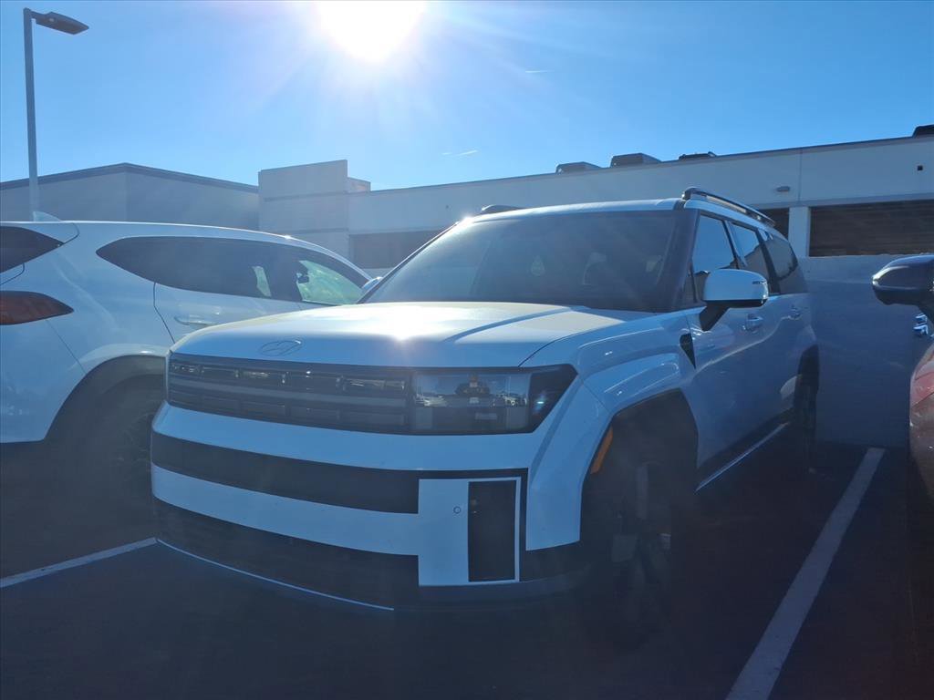 Used 2024 Hyundai Santa Fe Limited image 2