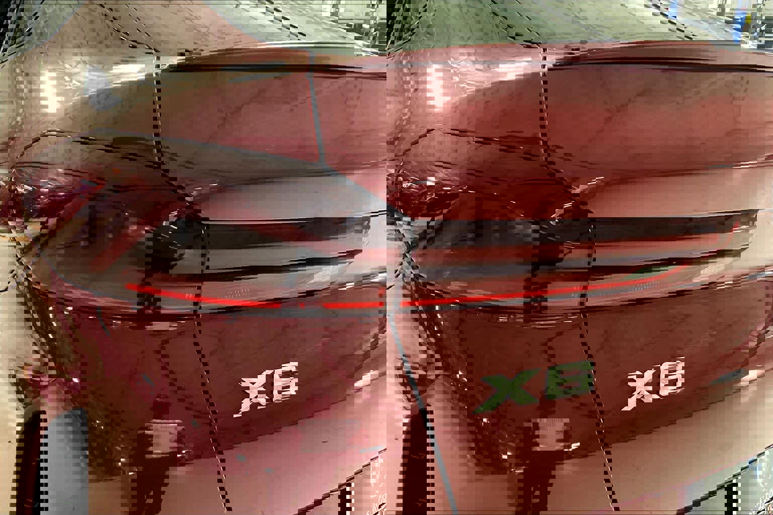 Used 2023 BMW X6 xDrive40i w/ Executive Package image 52