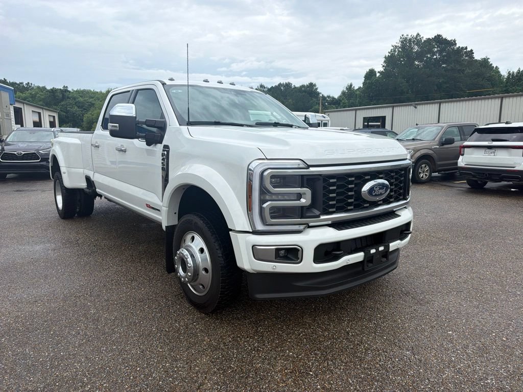 Used 2026 Ford F450 Platinum w/ Platinum Plus Package AWD/4WD image 4