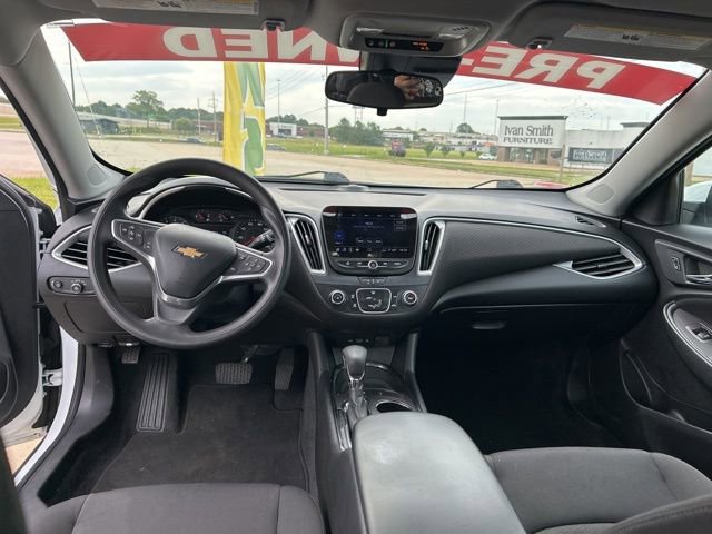 Used 2021 Chevrolet Malibu LS w/ Driver Confidence Package II FWD image 34