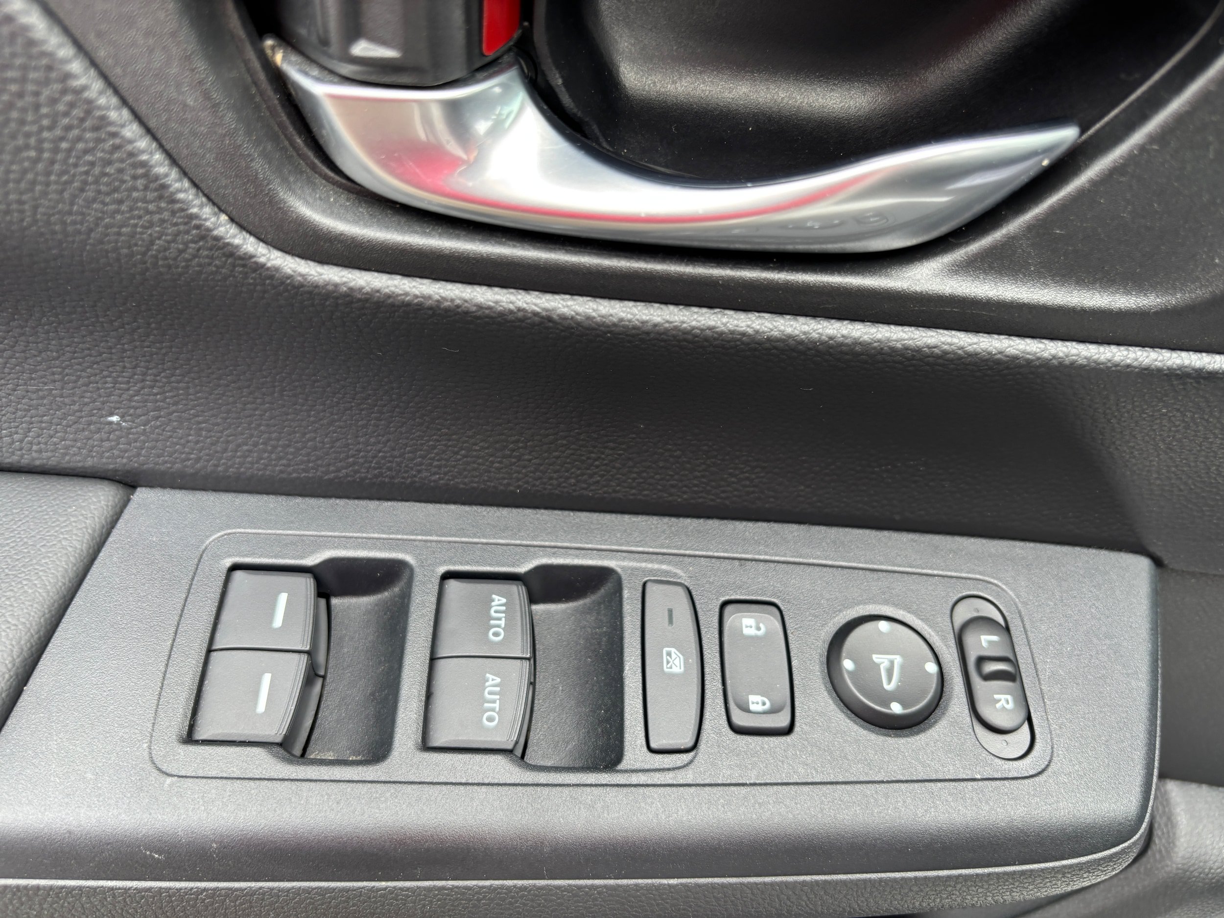 Certified 2024 Honda CR-V EX image 15