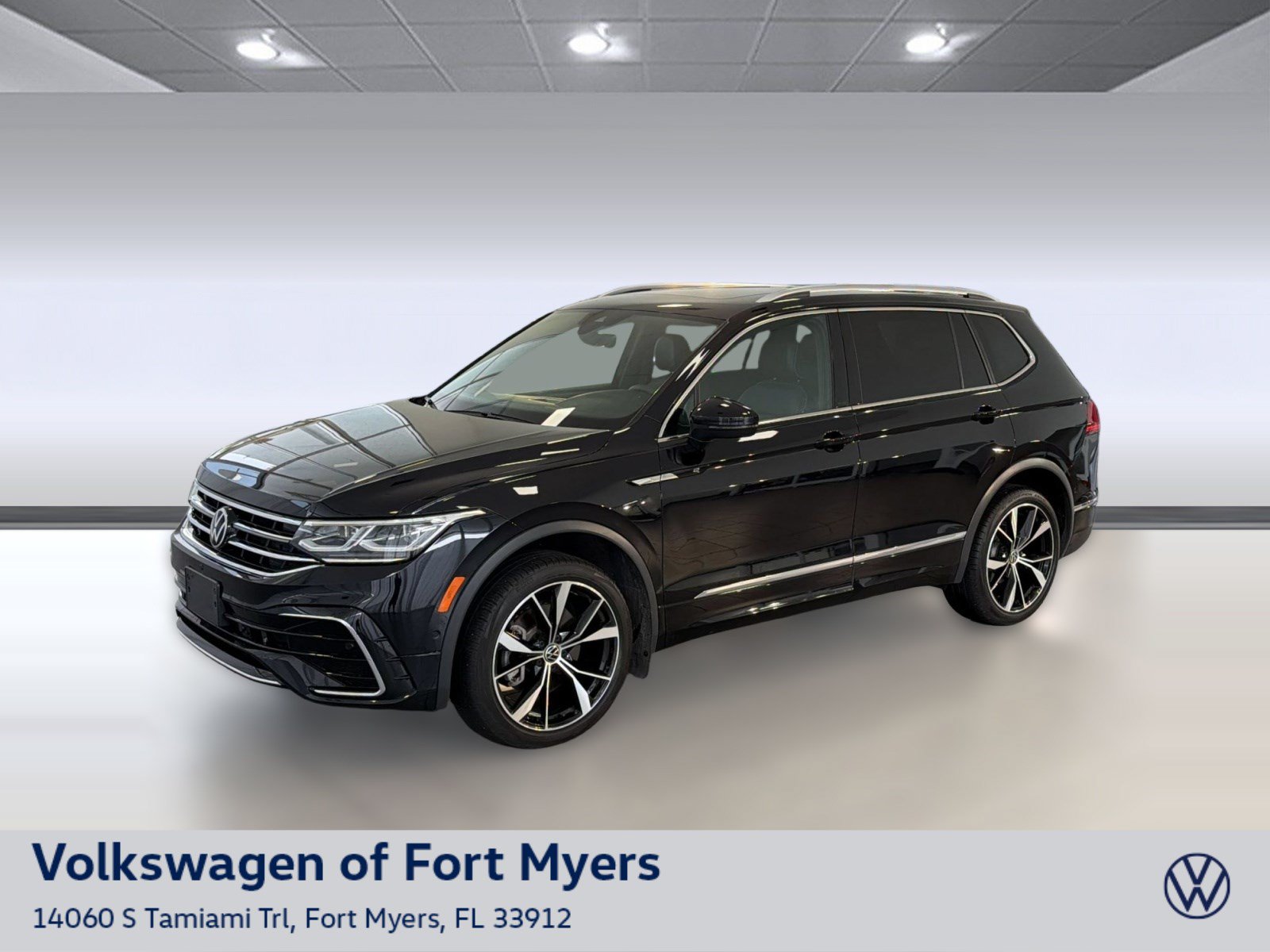 Used 2022 Volkswagen Tiguan SEL R-Line