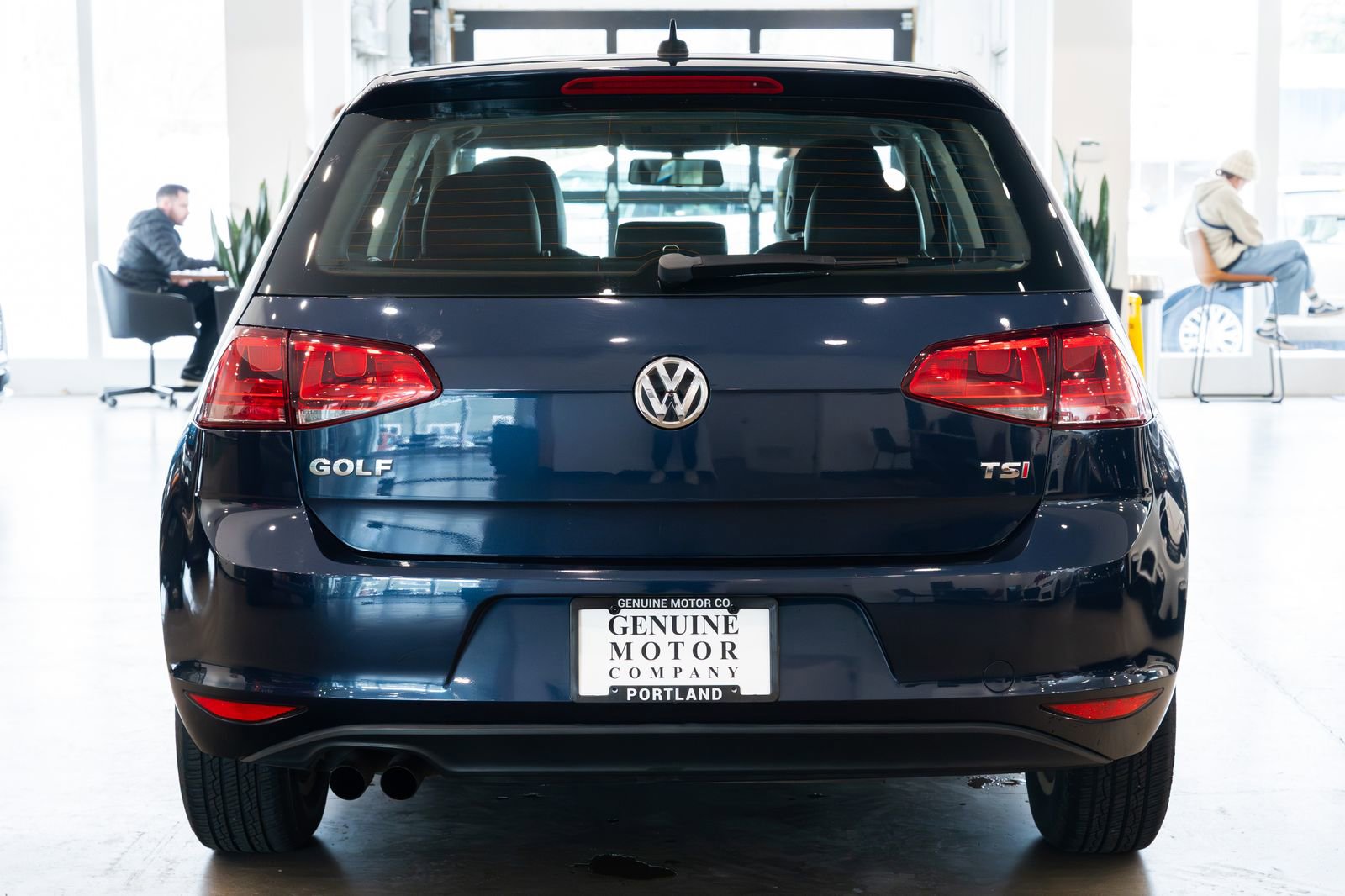 Used 2015 Volkswagen Golf S image 5