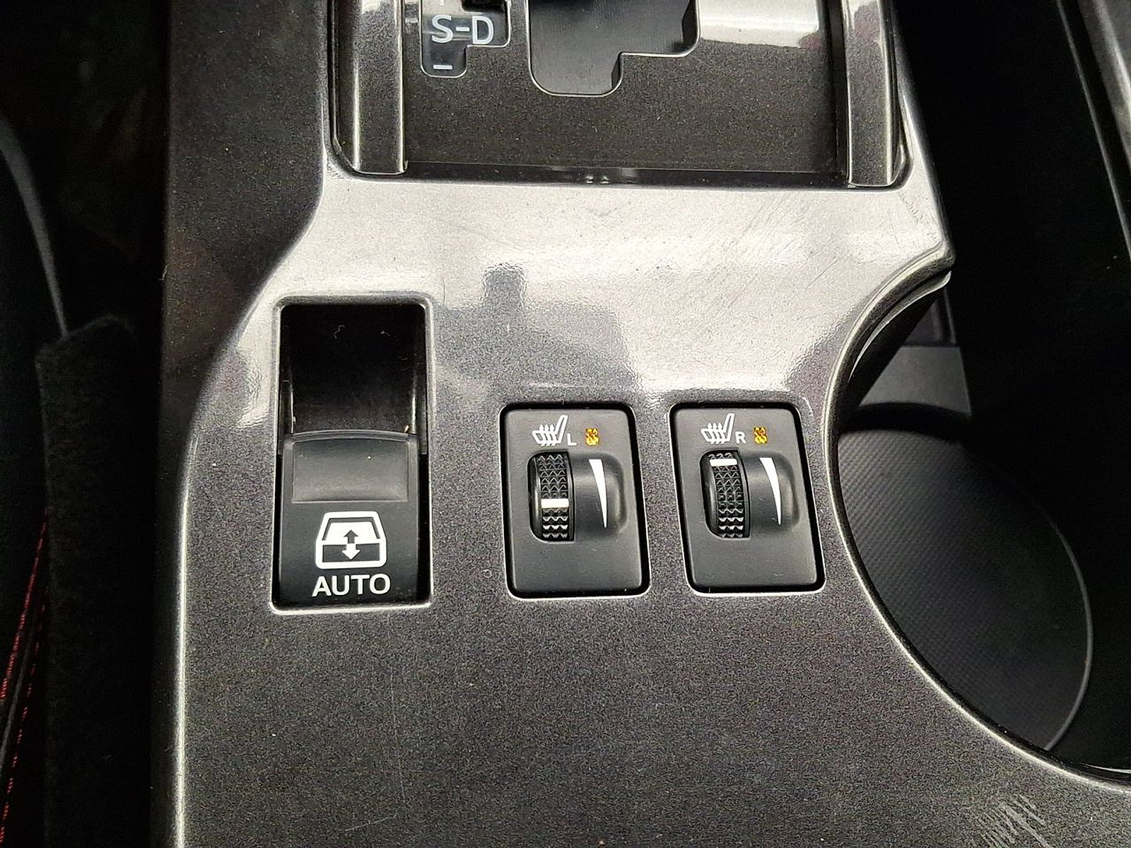 Certified 2016 Toyota 4Runner TRD Pro AWD/4WD image 23