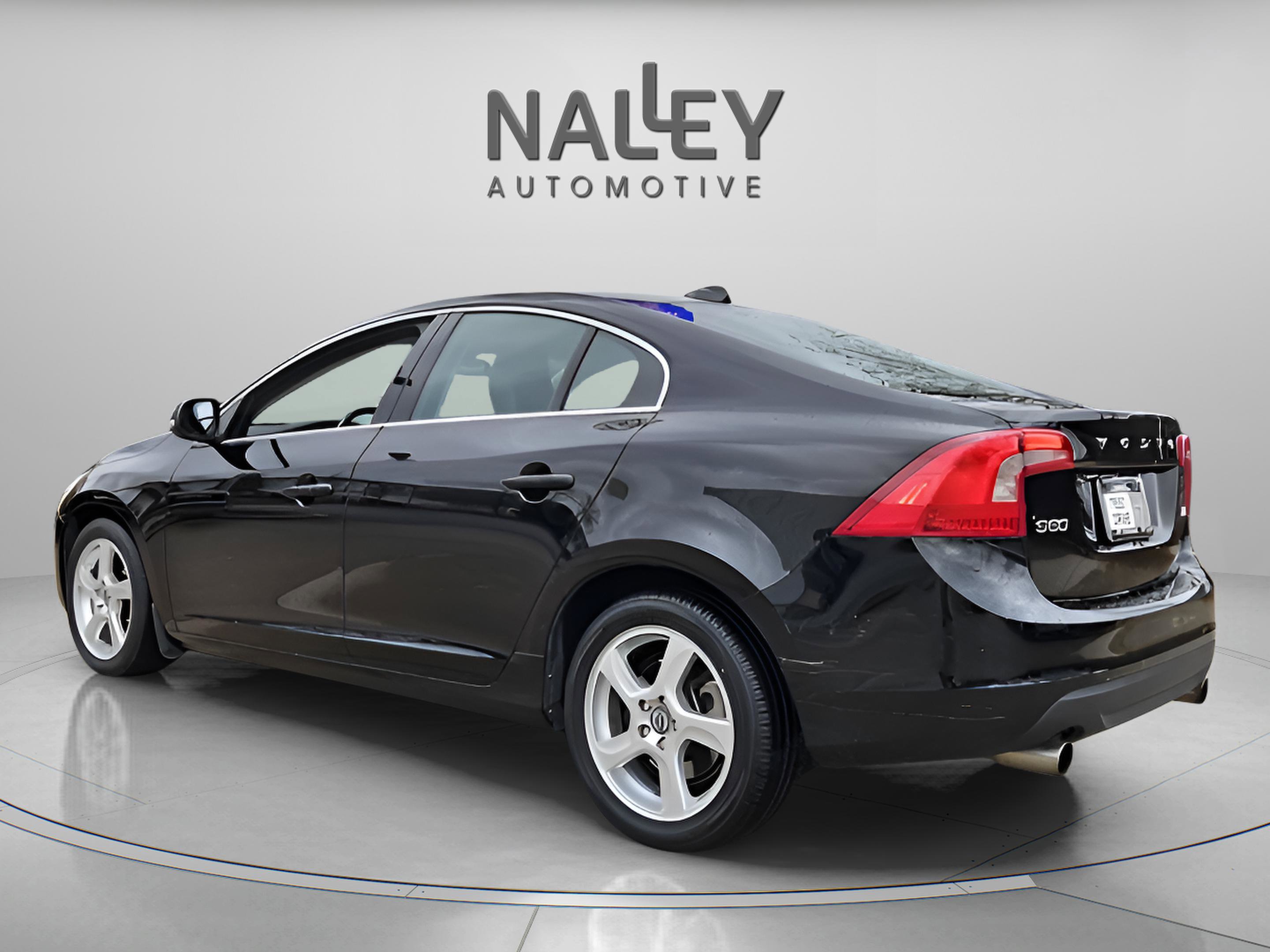 Used 2012 Volvo S60 T5 w/ Climate Pkg image 4