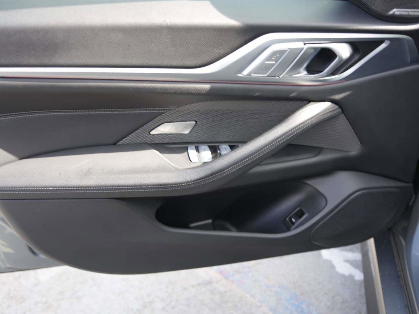 Certified 2025 BMW i4 xDrive40i w/ Premium Package image 9