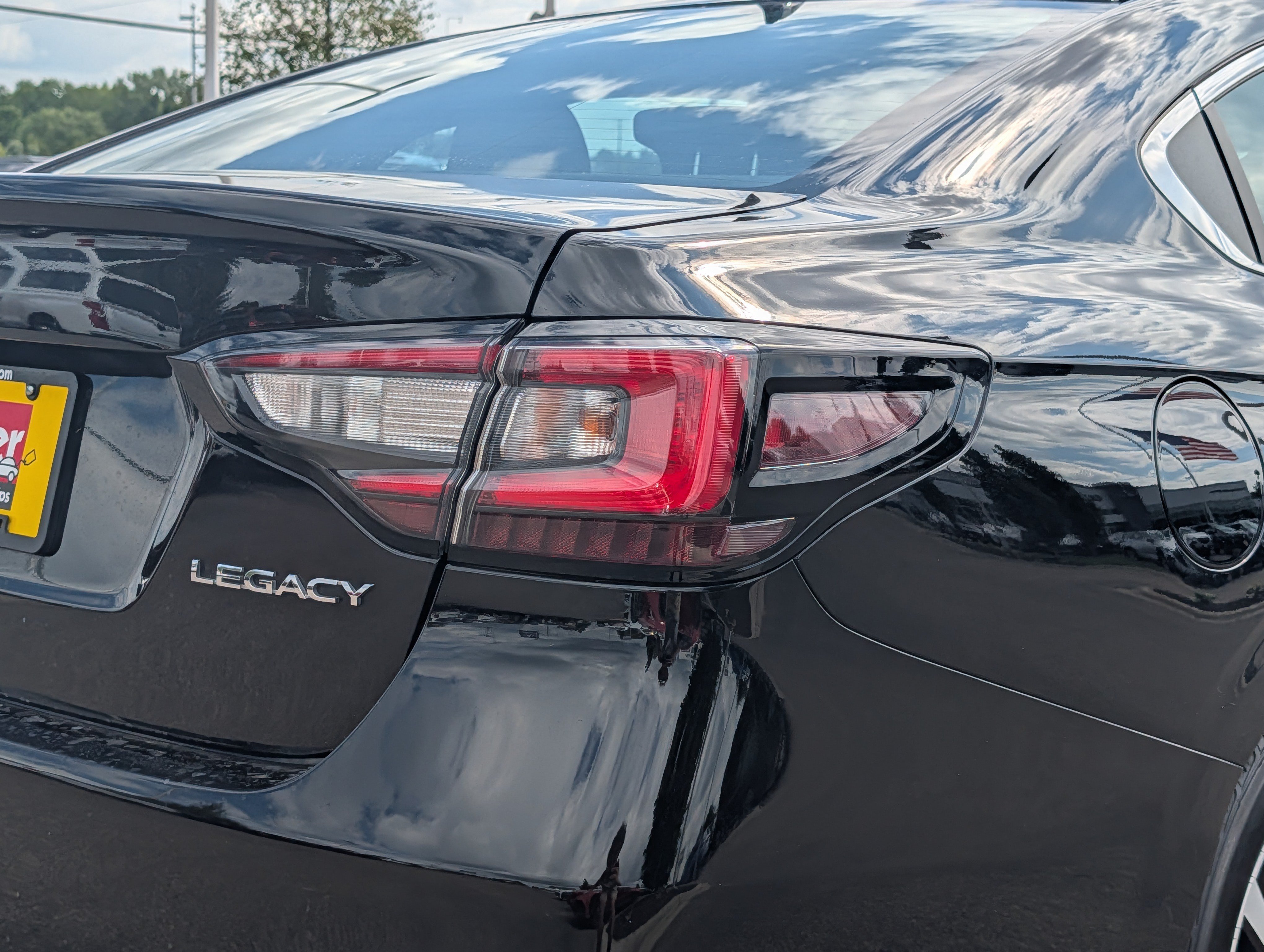 Used 2020 Subaru Legacy Premium AWD/4WD image 17