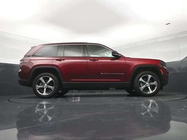 Used 2024 Jeep Grand Cherokee Limited 4xe w/ Luxury Tech Group II AWD/4WD image 24