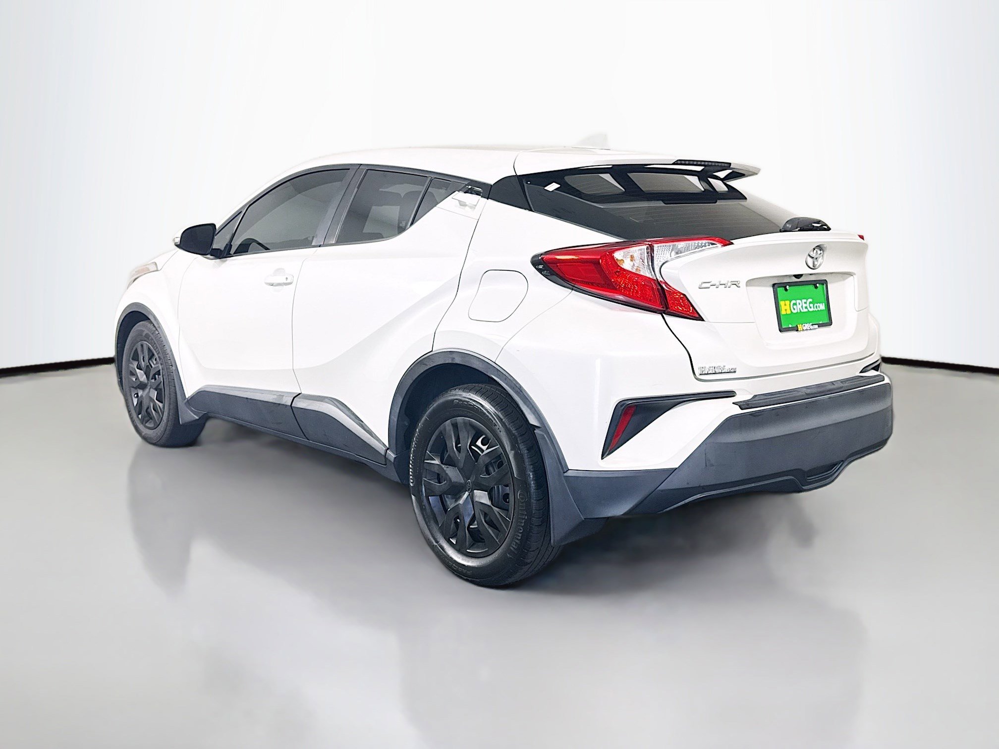 Used 2019 Toyota C-HR LE FWD image 7