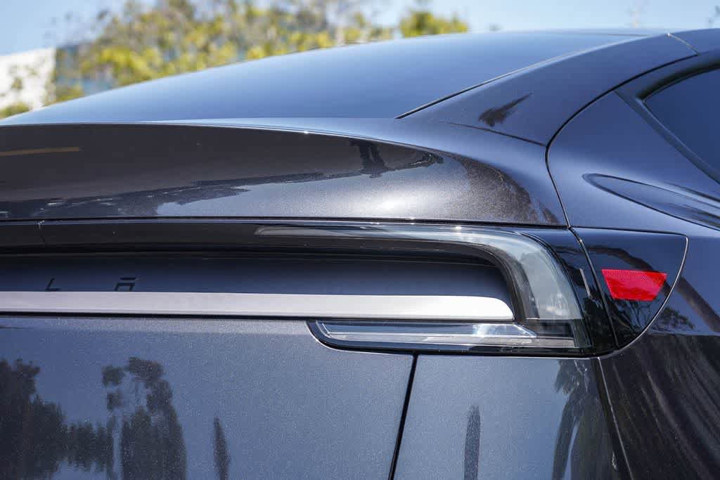 Used 2026 Tesla Model Y AWD image 7