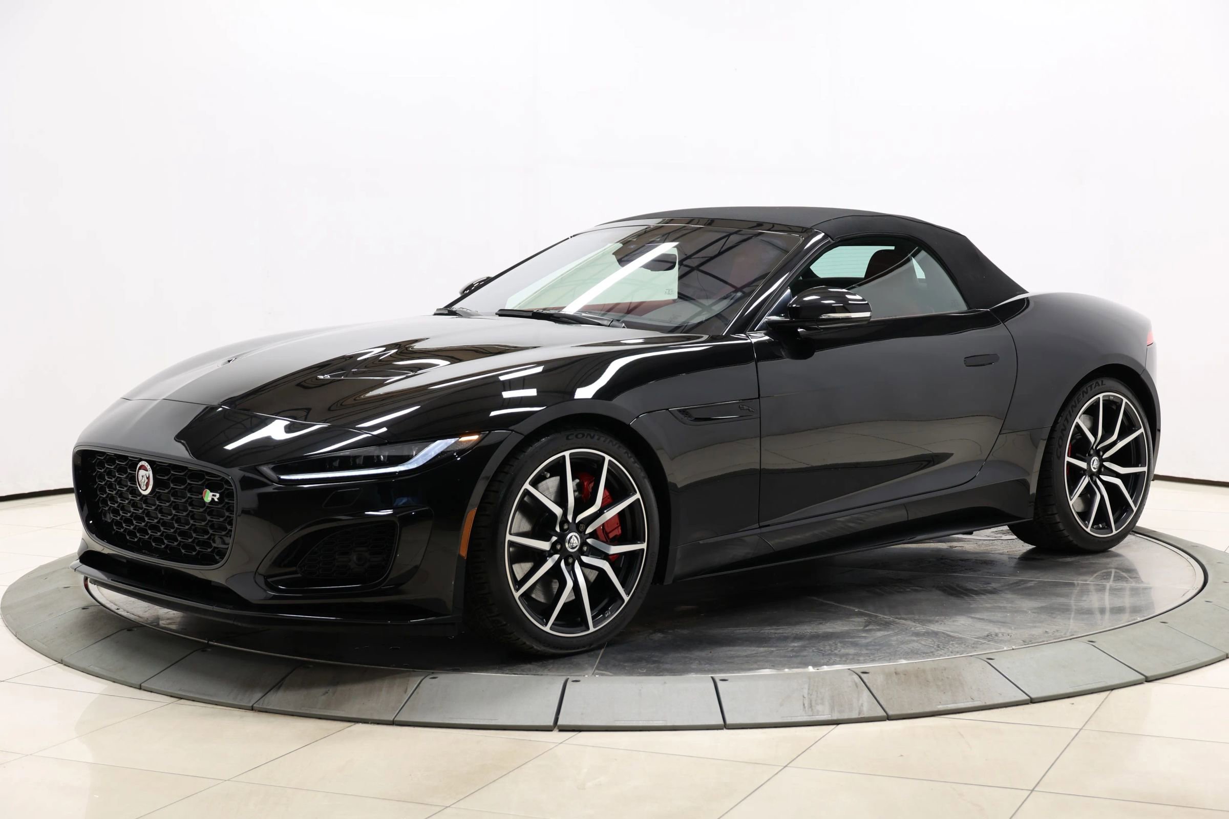 Used 2023 Jaguar F-TYPE R image 66