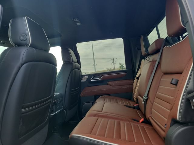 New 2026 GMC Sierra 2500 Denali Ultimate w/ LPO, Black Badging Package AWD/4WD image 12