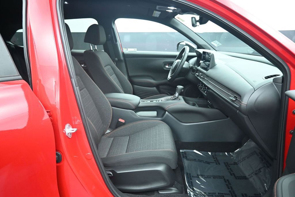 Certified 2026 Honda HR-V Sport image 13