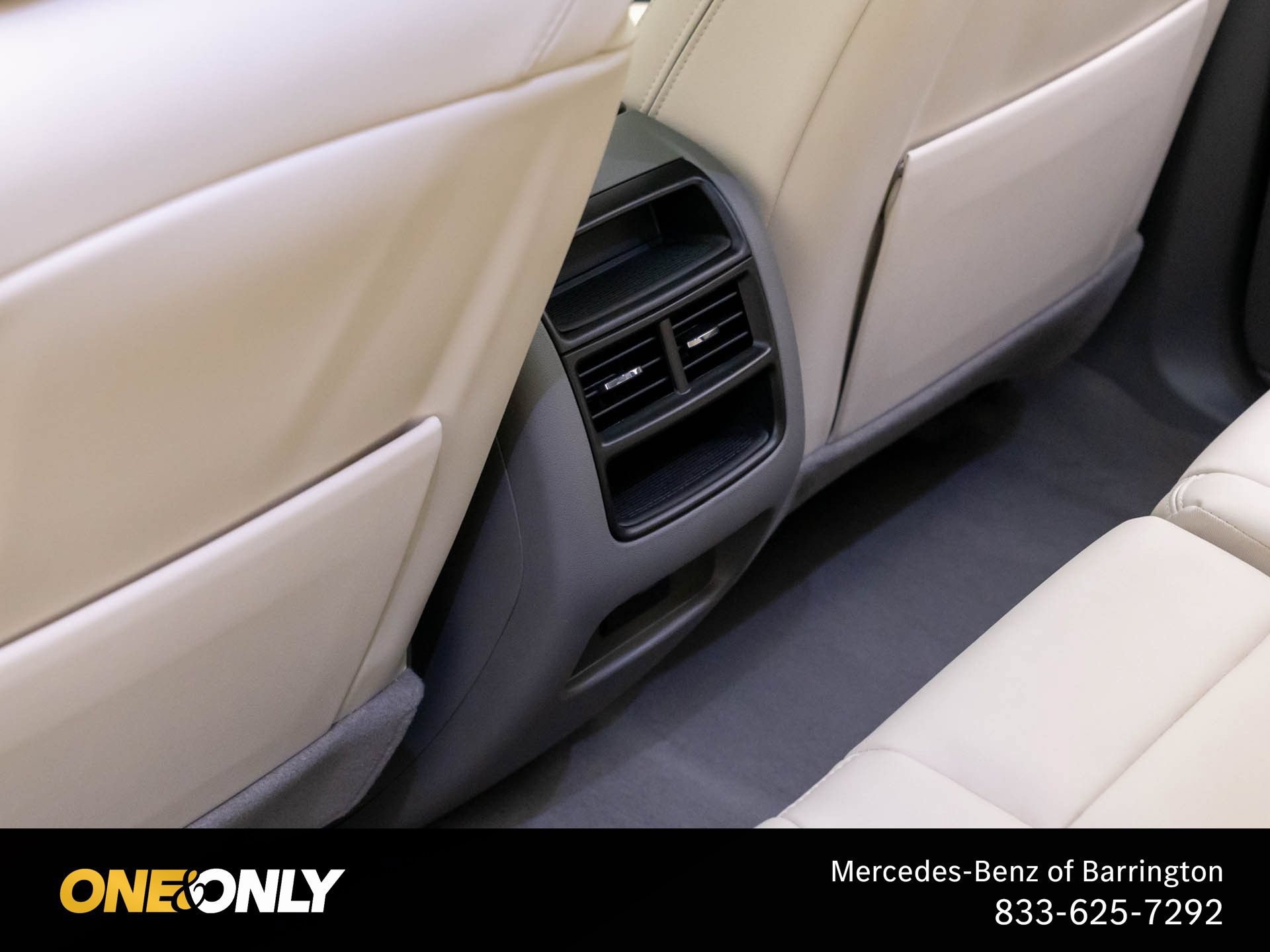 Used 2025 Cadillac XT5 Premium Luxury w/ LPO, Floor Liner Package AWD/4WD image 20