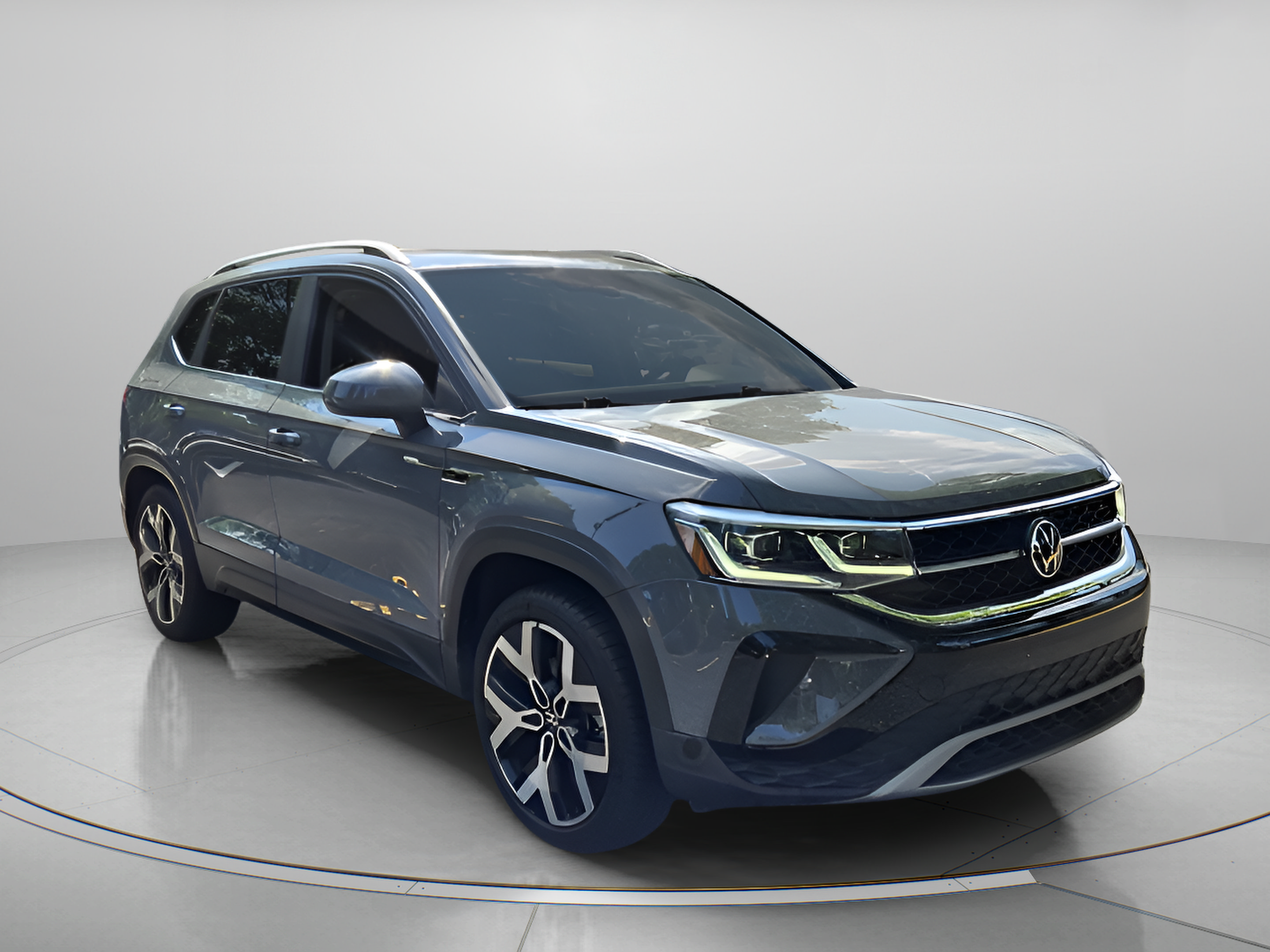 Certified 2022 Volkswagen Taos SEL AWD/4WD image 7