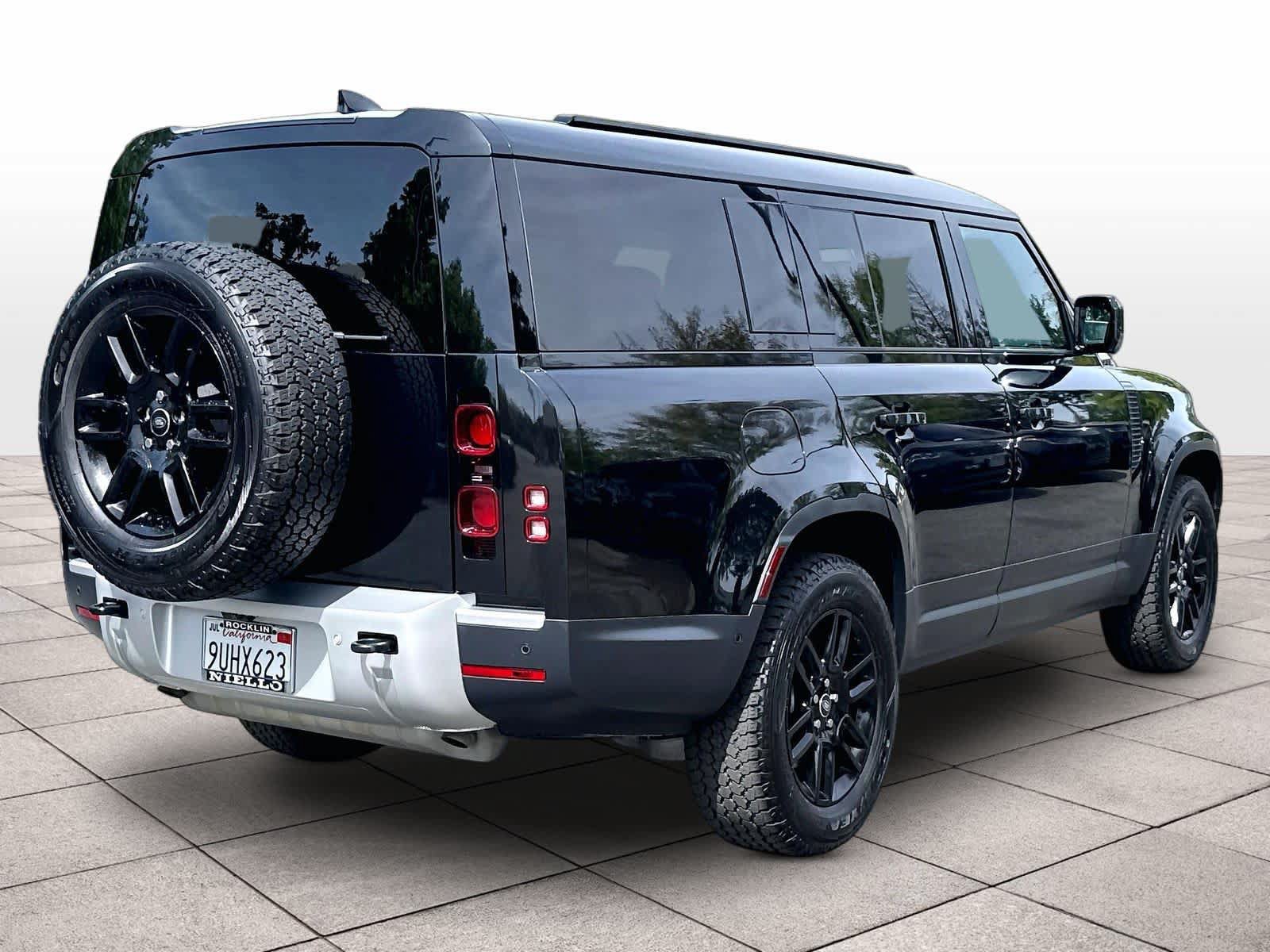 Used 2025 Land Rover Defender 130 S AWD/4WD image 16