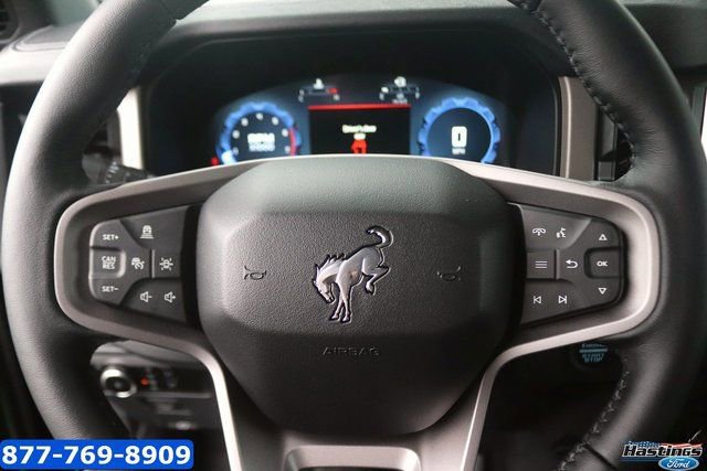 New 2025 Ford Bronco Outer Banks AWD/4WD image 18