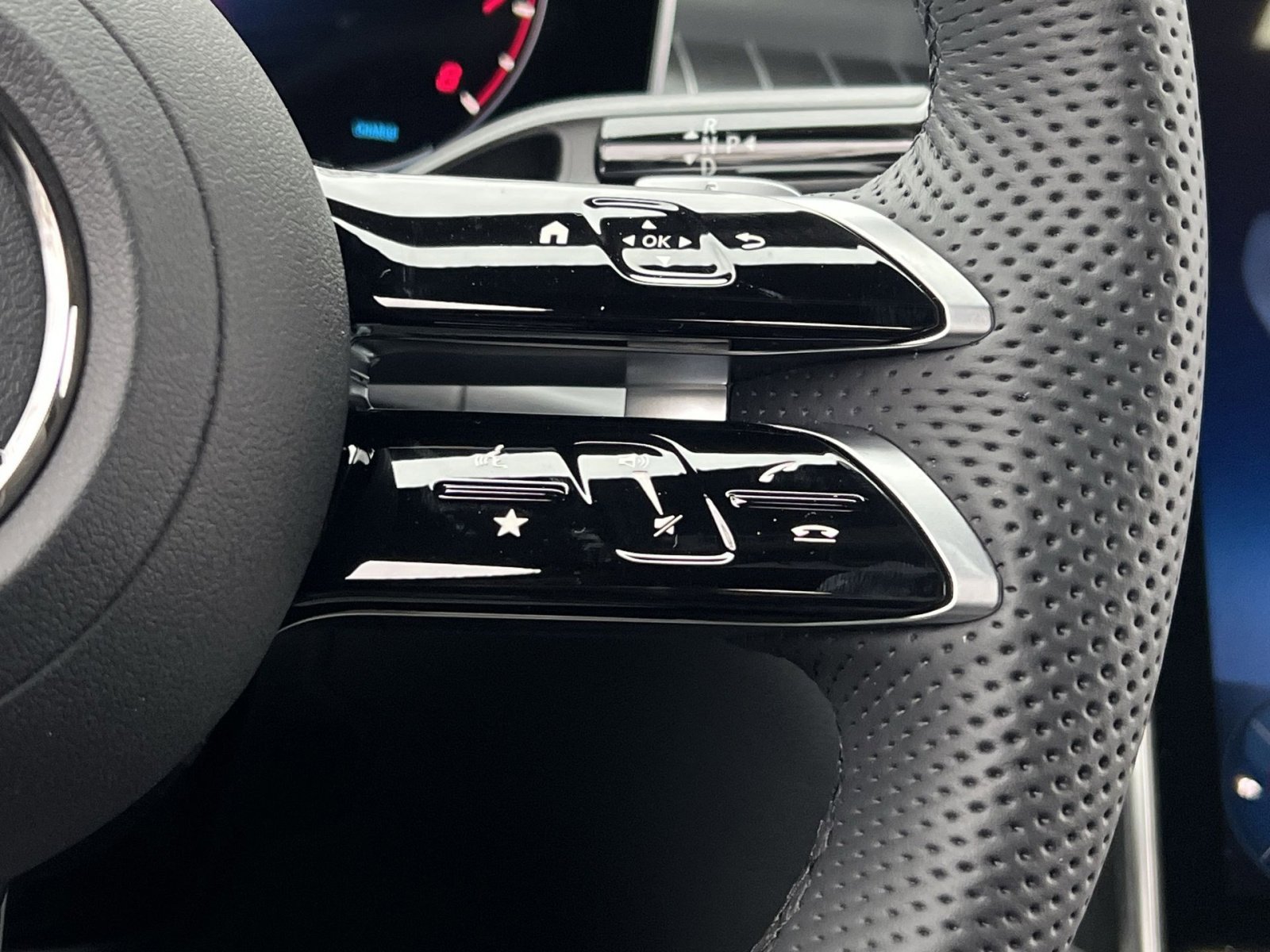 New 2026 Mercedes-Benz GLC 300 4MATIC image 29