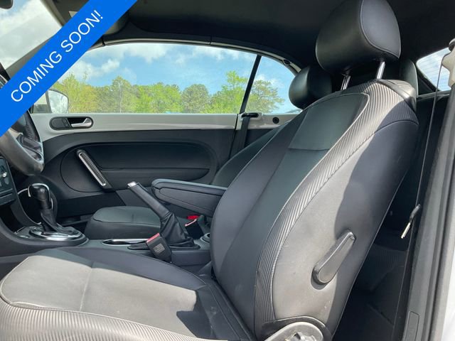 Used 2014 Volkswagen Beetle 2.5 image 2