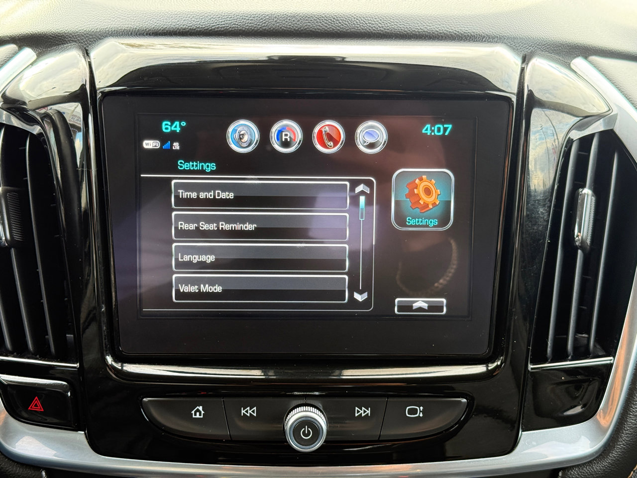 Used 2019 Chevrolet Traverse LT image 58