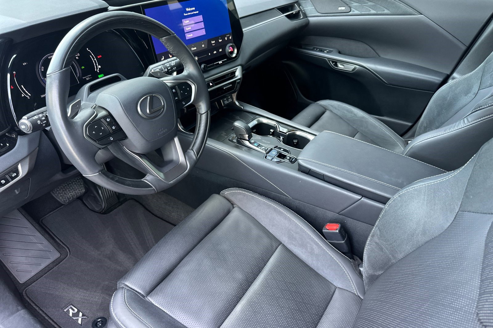 Certified 2023 Lexus RX 350 w/ Accessory Package (Z1) image 11