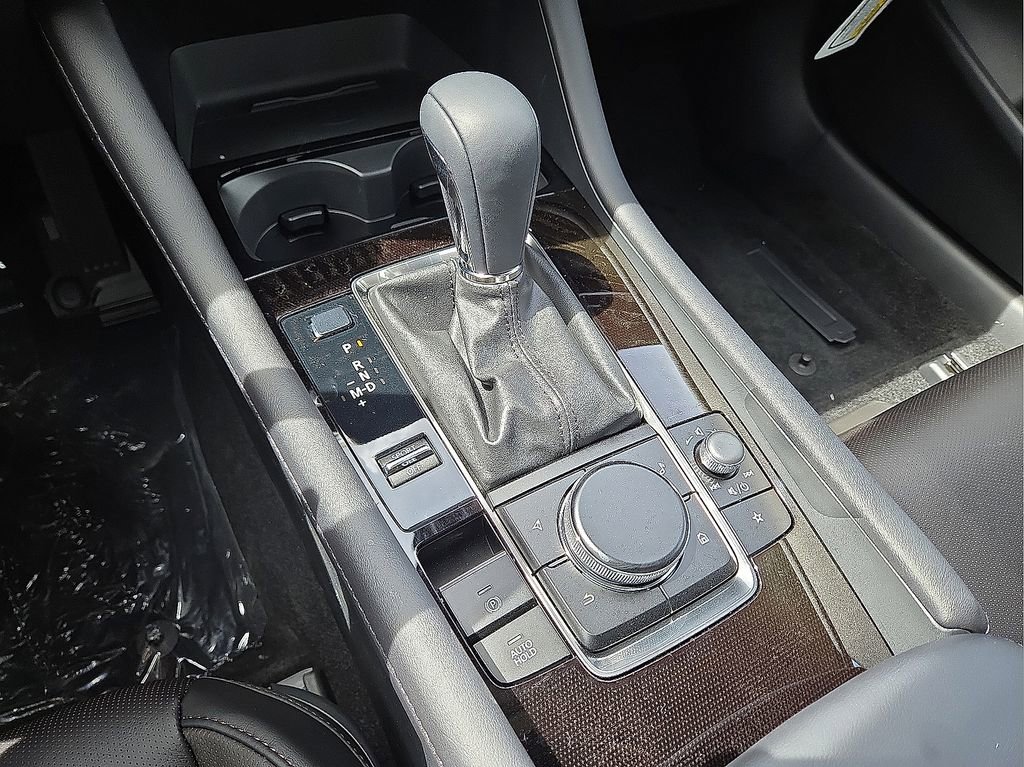 New 2025 MAZDA MAZDA3 2.5 Turbo Sedan w/Premium Plus image 28