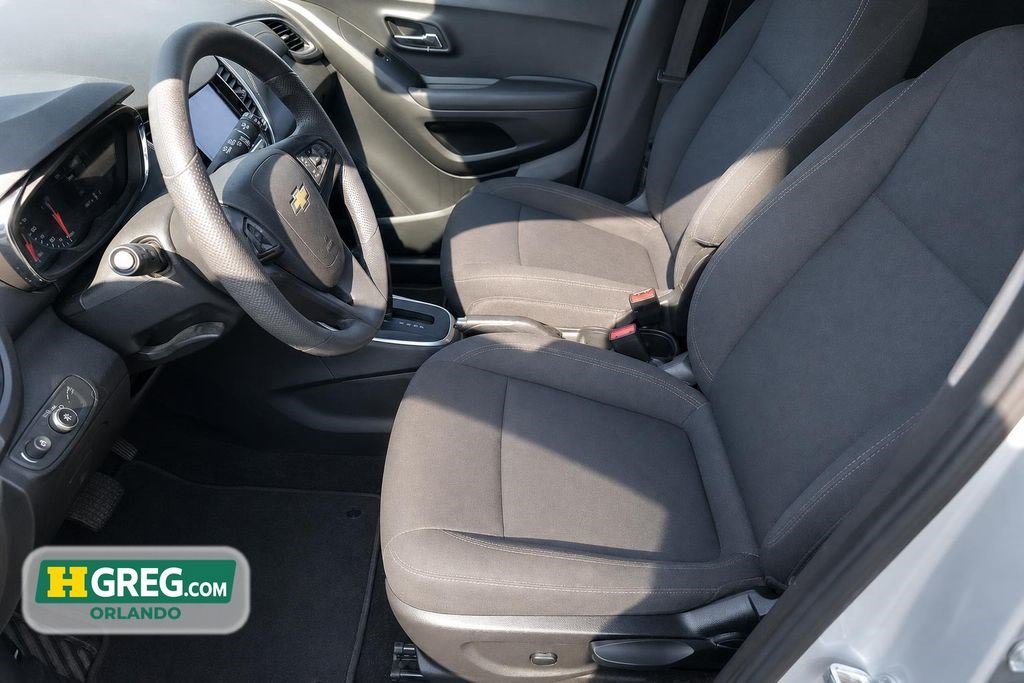 Used 2020 Chevrolet Trax LS w/ Tint and Cruise Package FWD image 10