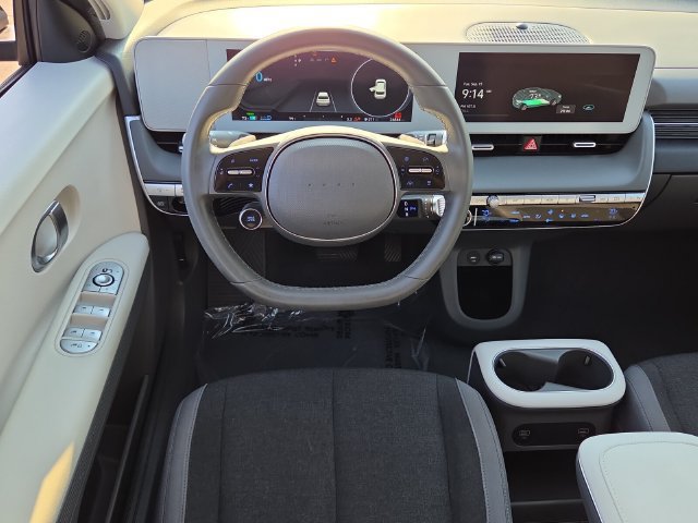 Used 2022 Hyundai Ioniq 5 SE w/ Cargo Package RWD image 14