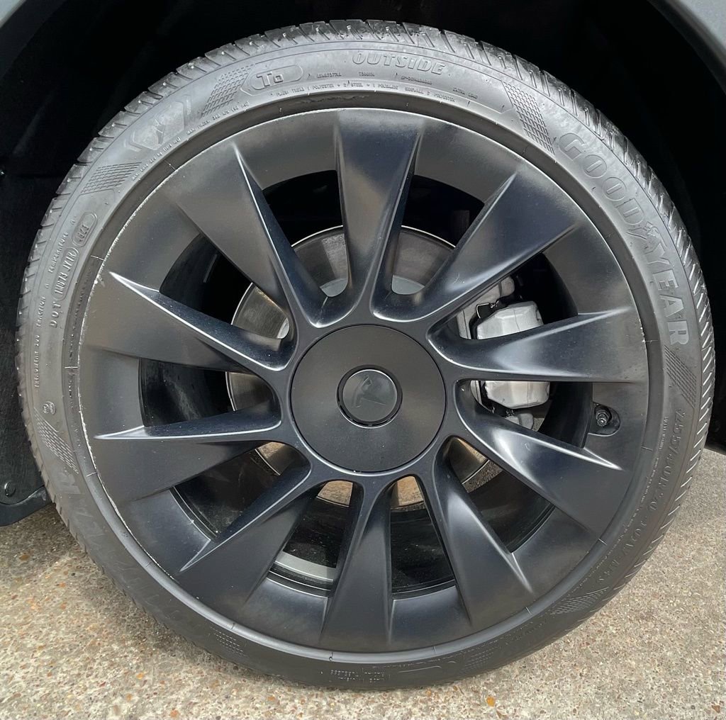 Used 2024 Tesla Model Y Long Range image 15