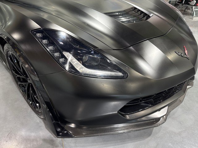 Used 2017 Chevrolet Corvette Grand Sport w/ Carbon Flash Badge Package RWD image 32