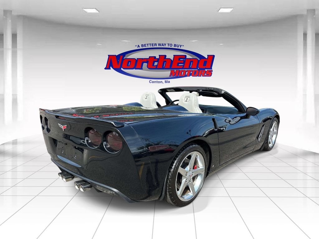 Used 2006 Chevrolet Corvette Convertible w/ Preferred Equipment Group RWD image 3