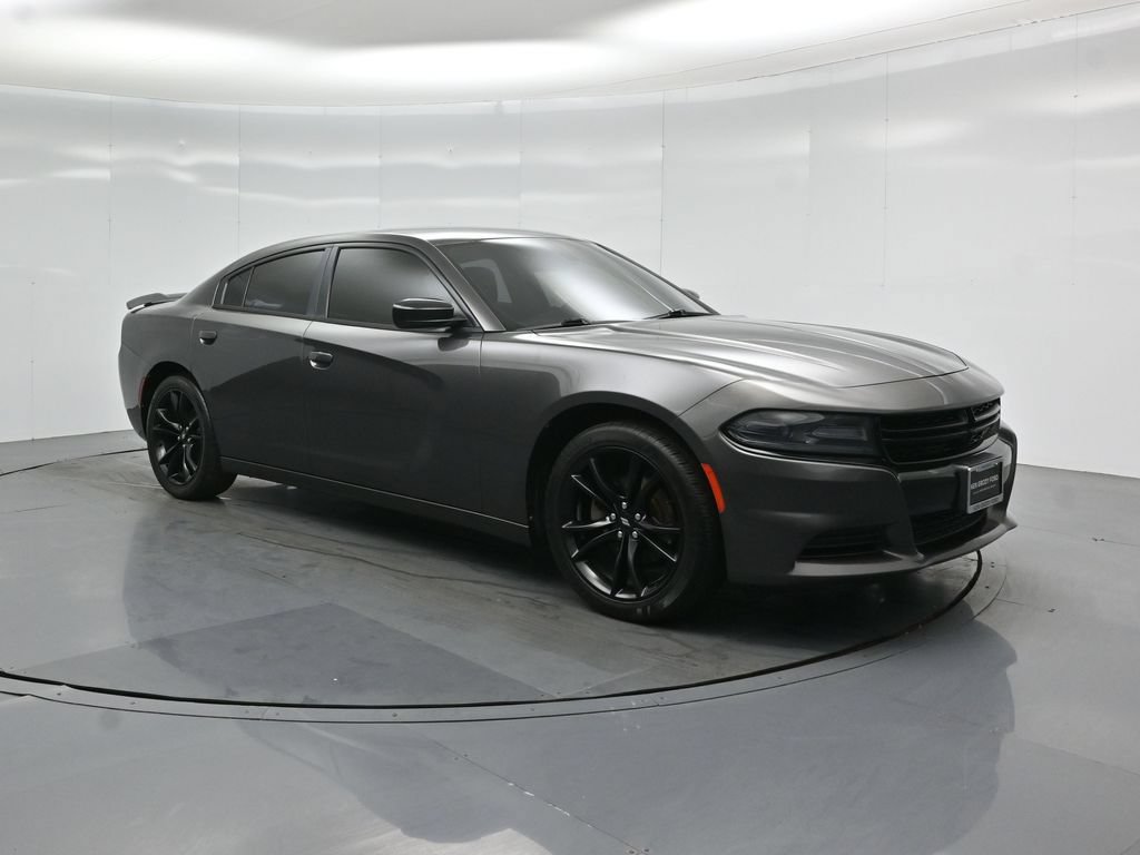 Used 2017 Dodge Charger SE w/ Blacktop Package RWD image 55