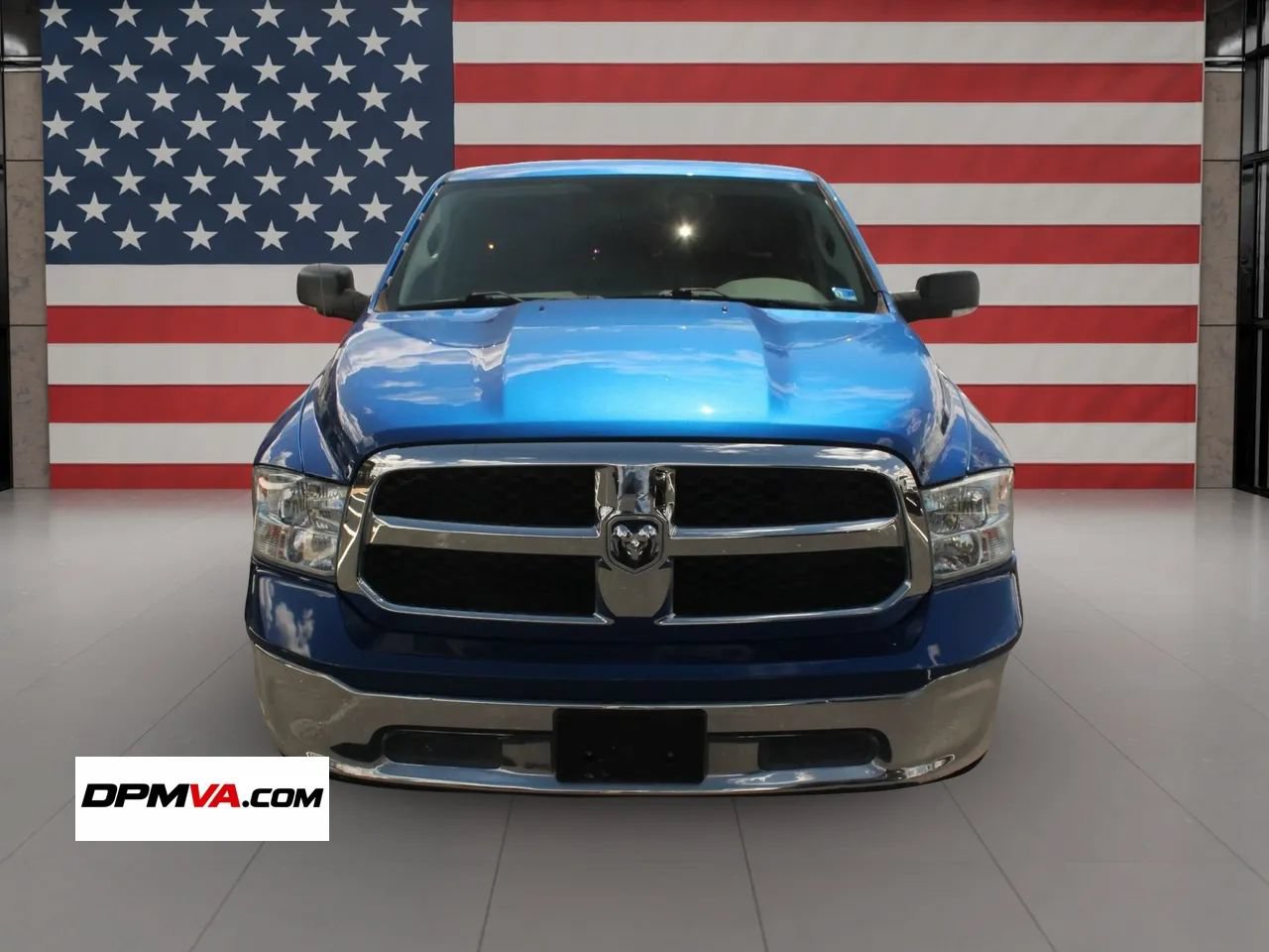 Used 2019 RAM 1500 Classic SLT w/ Luxury Group AWD/4WD image 13