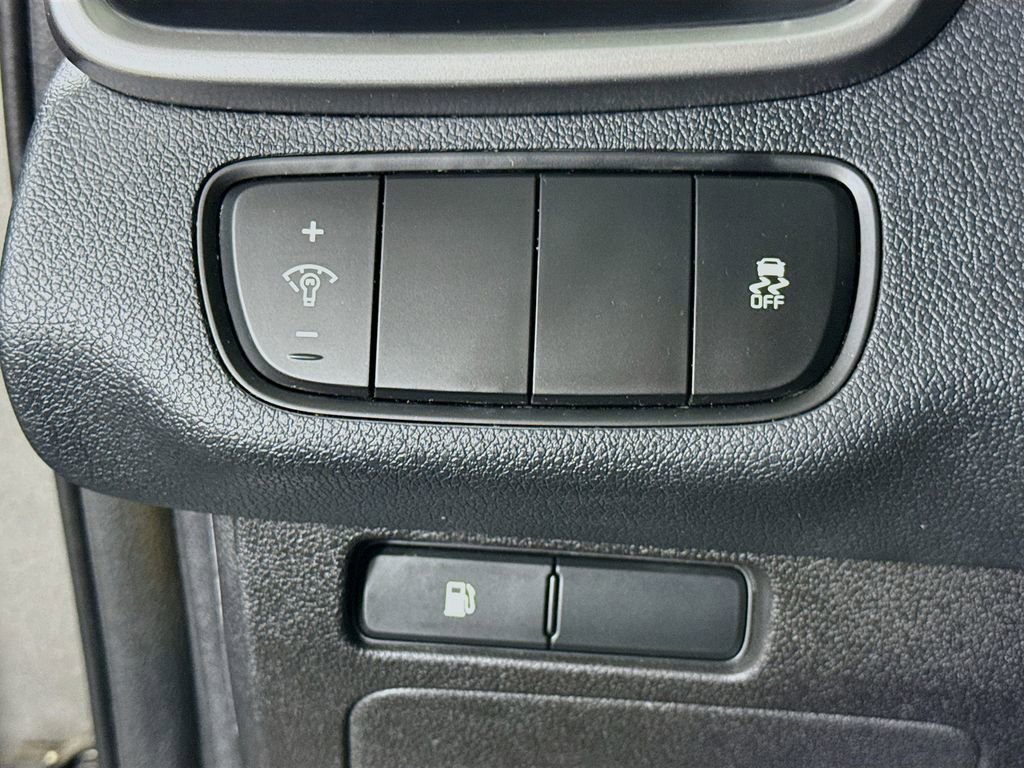 Used 2016 Kia Sorento L image 16