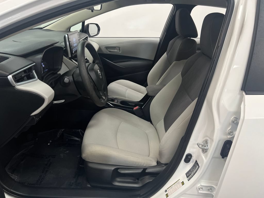 Used 2020 Toyota Corolla LE FWD image 12