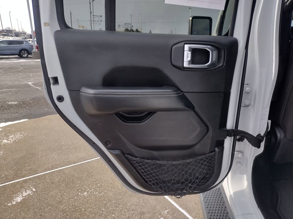 Used 2022 Jeep Wrangler Unlimited Sahara w/ Cold Weather Group image 22