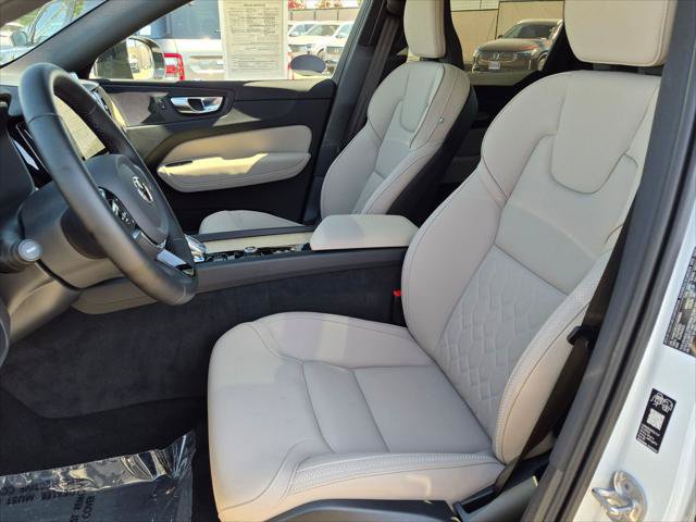 Used 2026 Volvo XC60 B5 Plus w/ Protection Package Premier AWD/4WD image 21