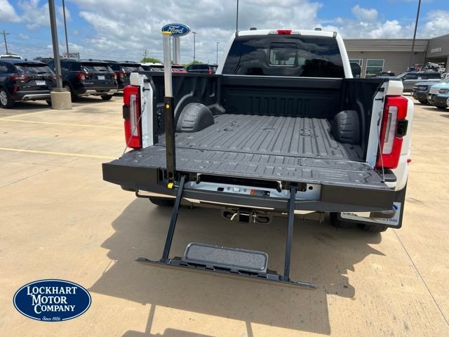 New 2026 Ford F450 Platinum w/ FX4 Off-Road Package AWD/4WD image 26