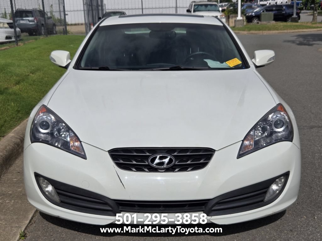 Used 2012 Hyundai Genesis 3.8 RWD image 11