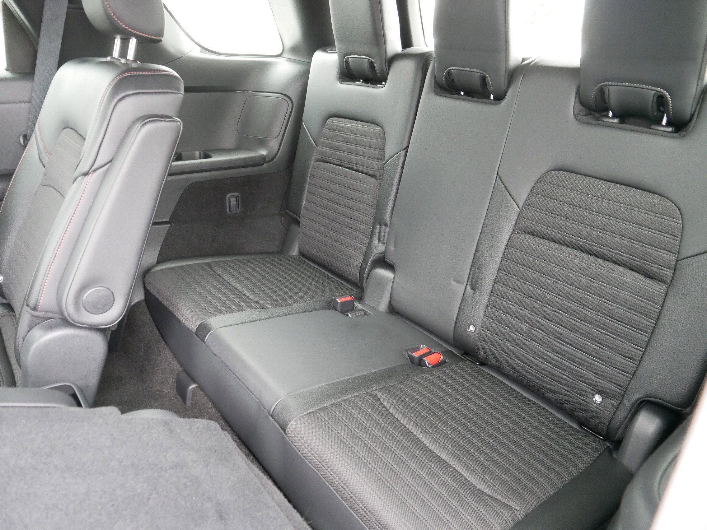 Certified 2025 Nissan Pathfinder Rock Creek image 36