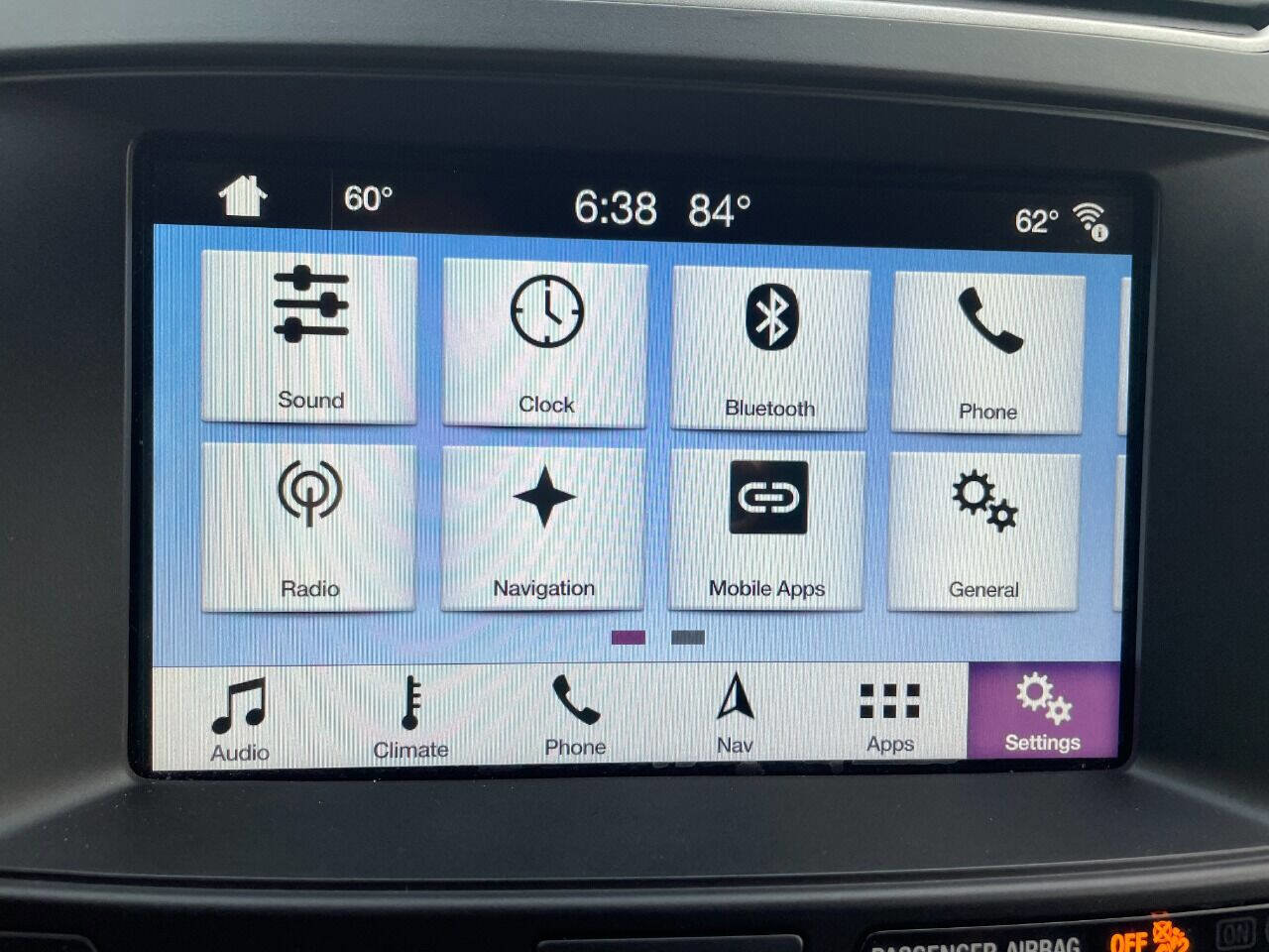 Used 2018 Ford Explorer XLT w/ Equipment Group 202A image 30