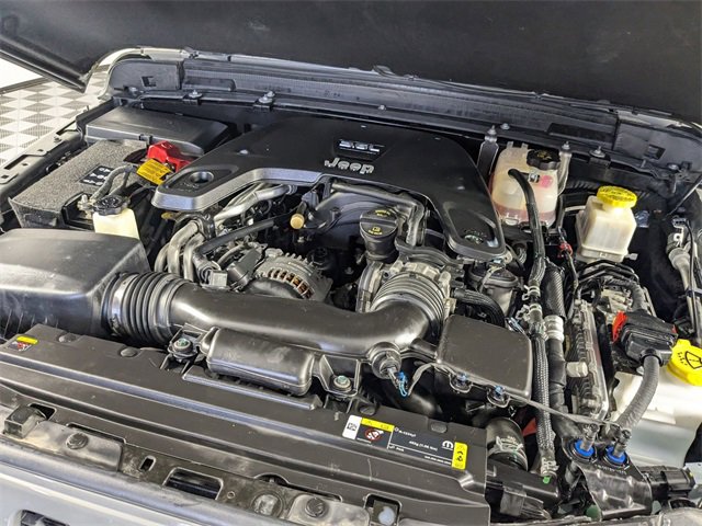 Used 2021 Jeep Gladiator Sport image 32