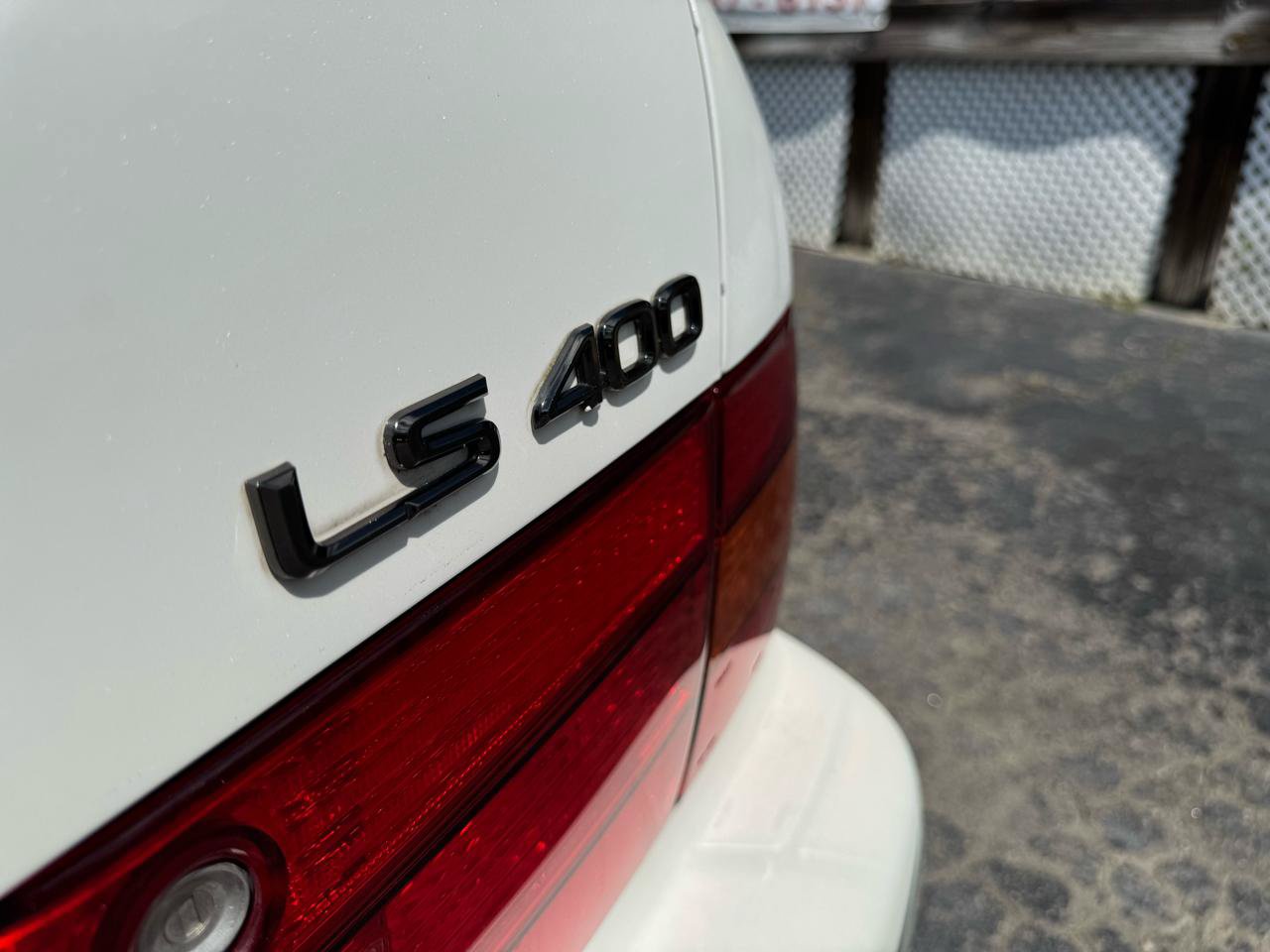 Used 2000 Lexus LS 400 w/ Platinum Series RWD image 17