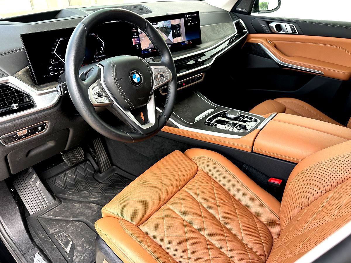 Certified 2023 BMW X7 xDrive40i w/ Premium Package image 13