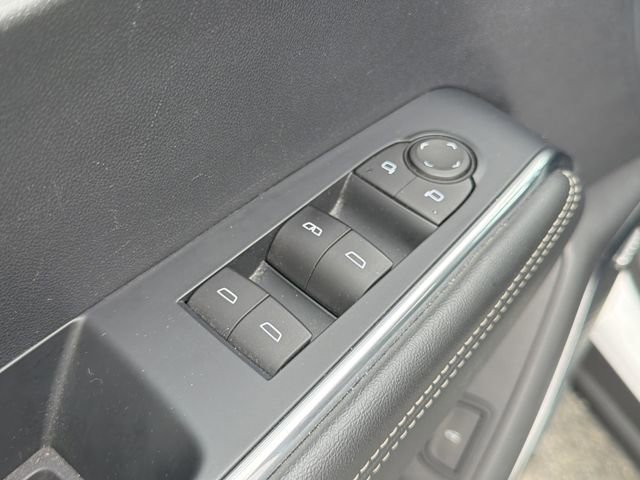 Used 2024 GMC Acadia Elevation image 26