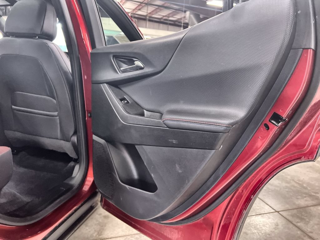 Used 2025 Chevrolet Equinox RS w/ Safety and Technology Package AWD/4WD image 25